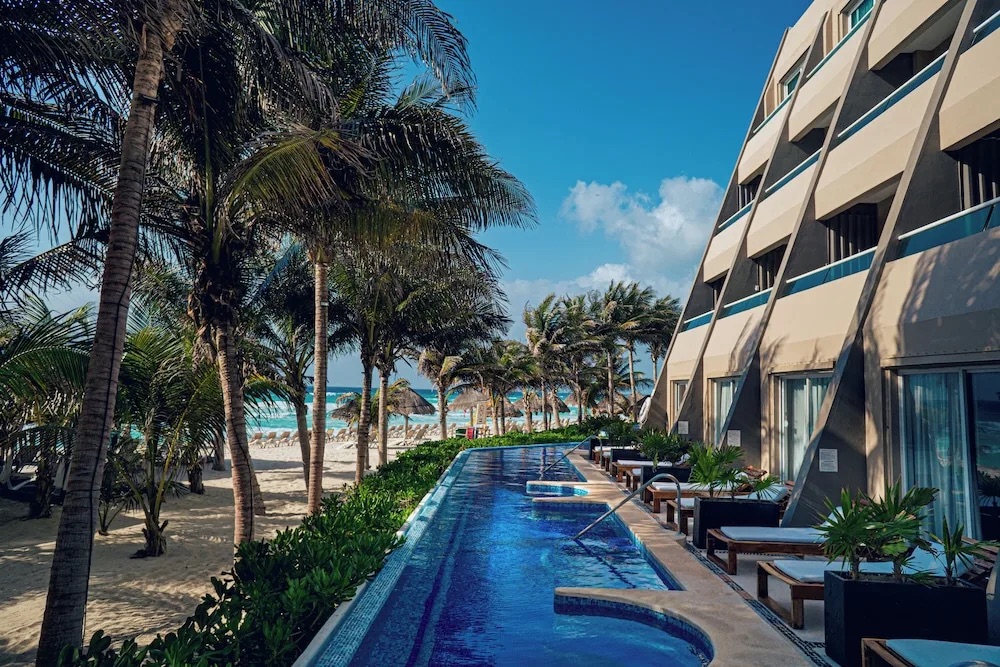 Flamingo Cancún Resort — foto 1