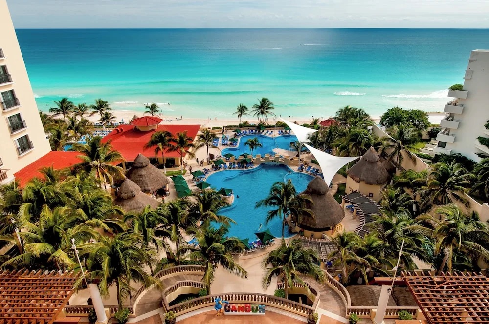 GR Solaris Cancún — foto 1