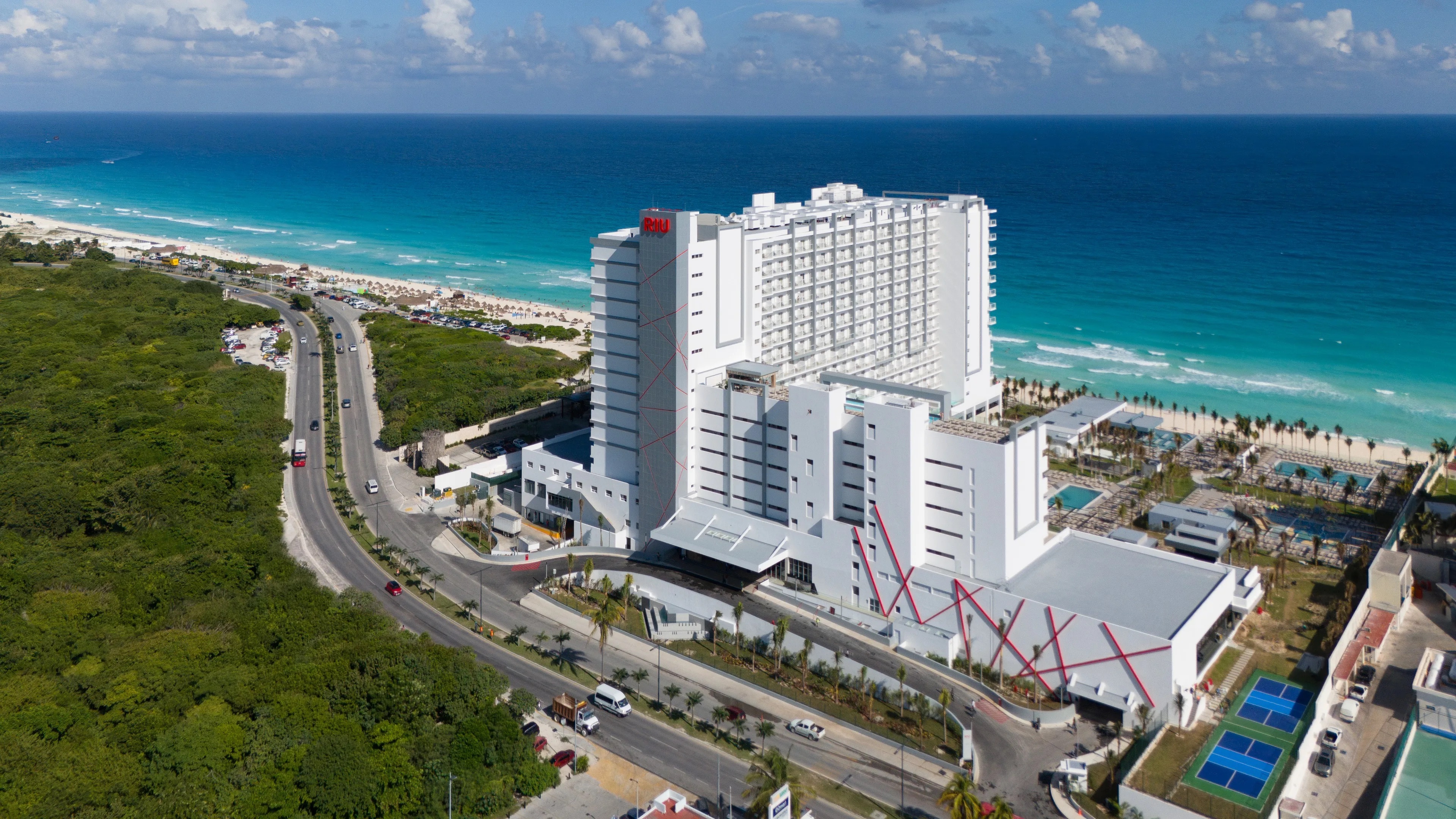 Riu Ventura — foto 2