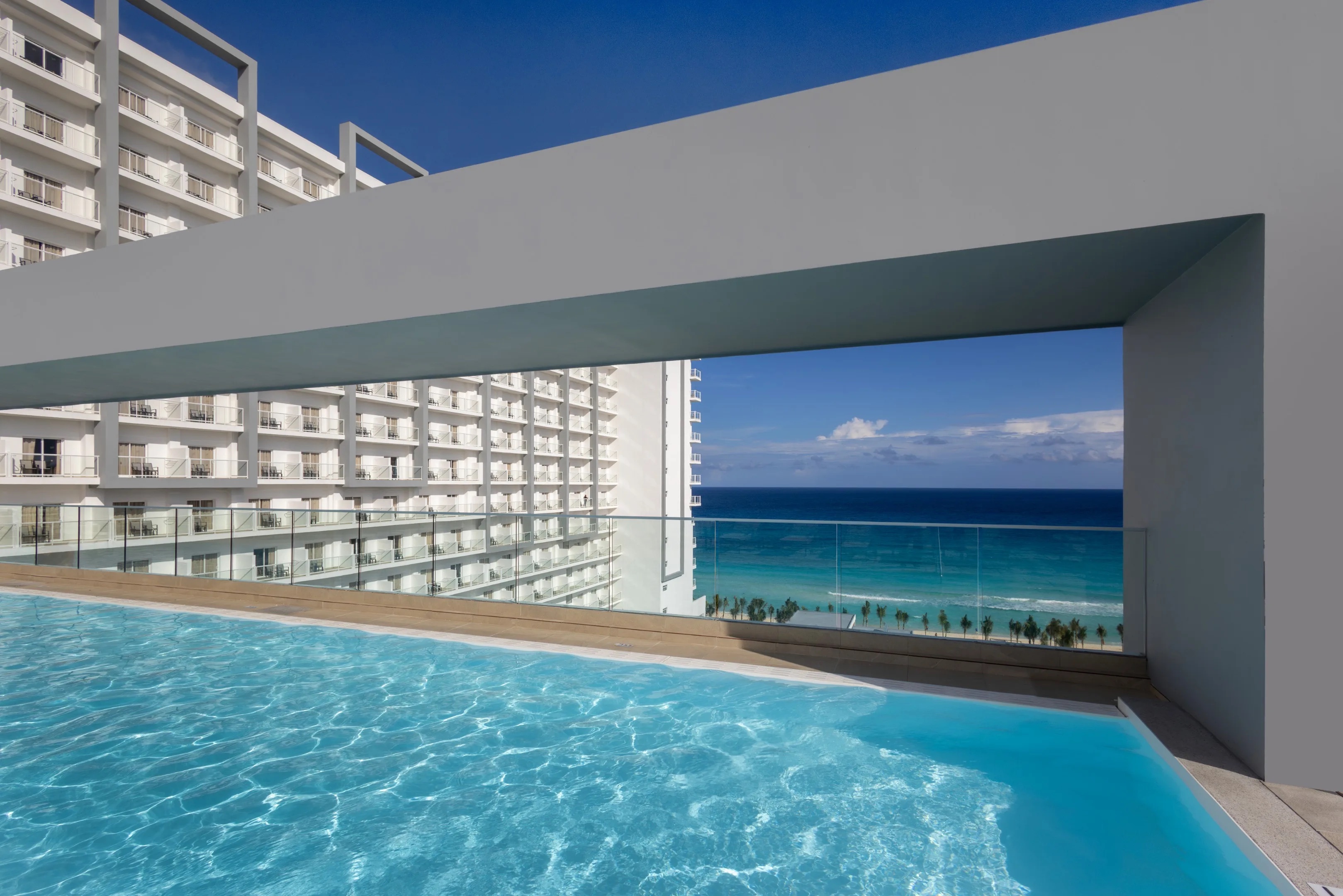 Riu Ventura — foto 3